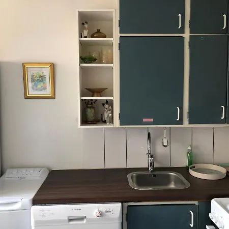 Yksioe 1 Km Jokirannasta Foeriltae/ 2 Km Torilta * Turku