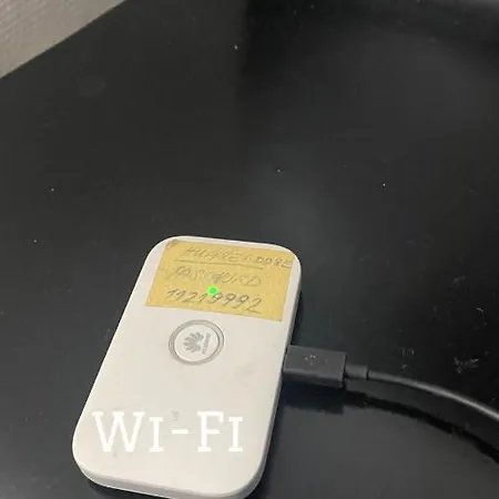 Yksioe 1 Km Jokirannasta Foeriltae/ 2 Km Torilta Apartamento *